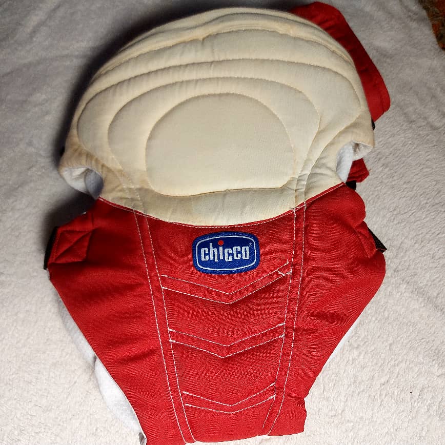 CHICCO baby carrier (big)